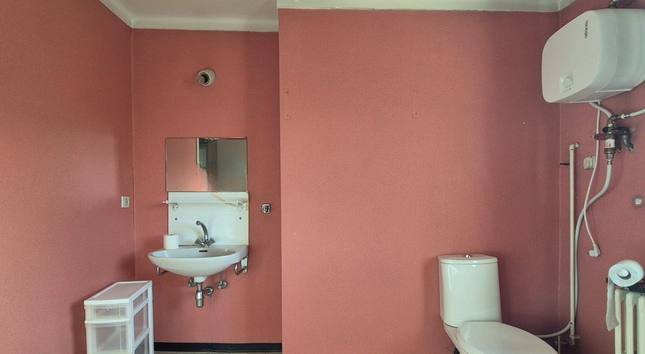 Woning en/of handel op zeer interessante hoek foto 15