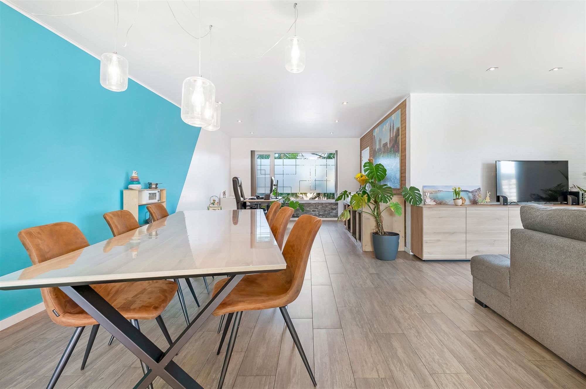 GERENOVEERDE WONING IN DOODLOPENDE STRAAT foto 6