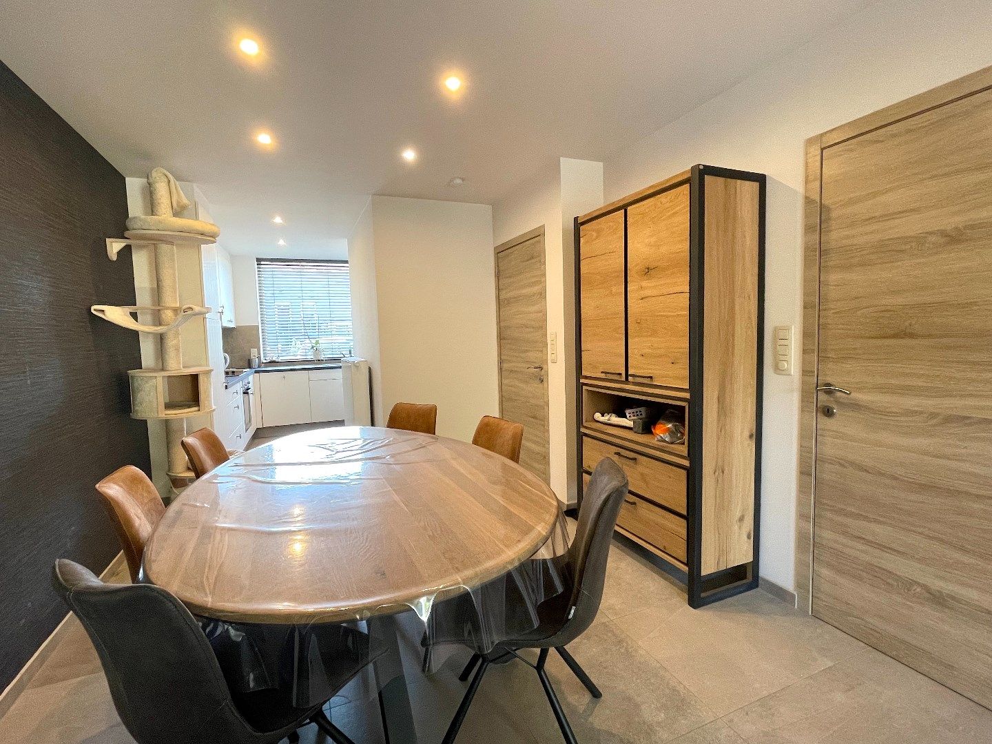 Gezellige woning met 2 slaapkamers in het centrum van Lauwe! foto 5