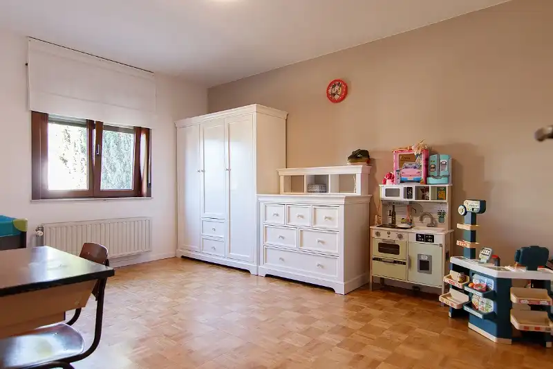 Riante instapklare gezinswoning met 5 slaapkamers op een vlot bereikbare locatie in het centrum van Kortessem (Hasselt) foto 11
