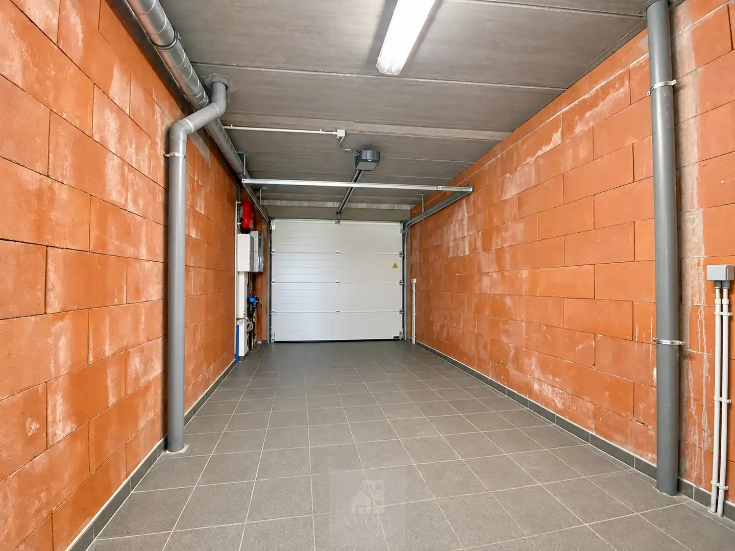 Lichtrijke en energiezuinige woning met 3 slpk's, tuin en garage foto 8