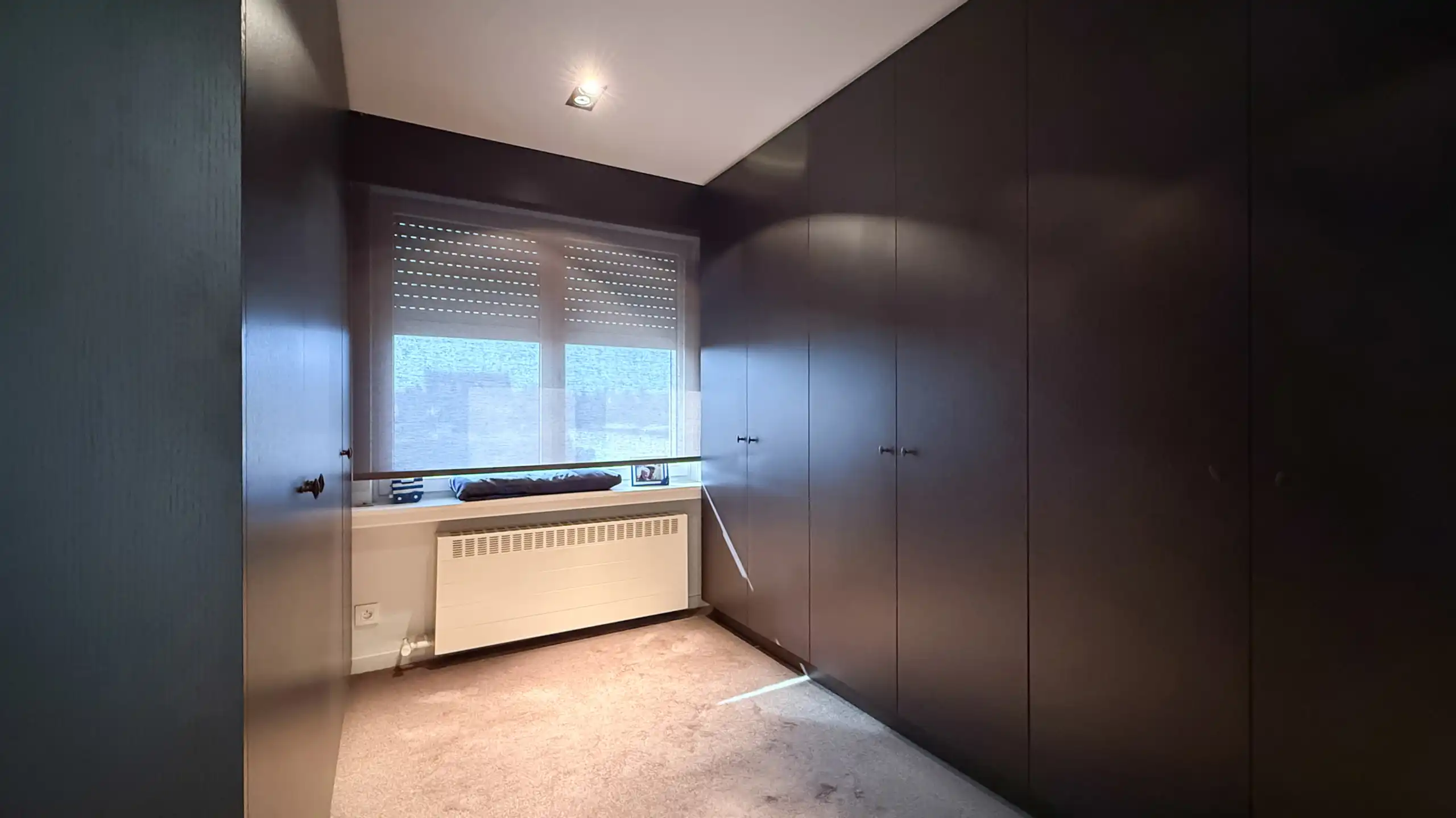 Verzorgde woning met zonnige tuin nabij de Graaf Jansdijk foto 16