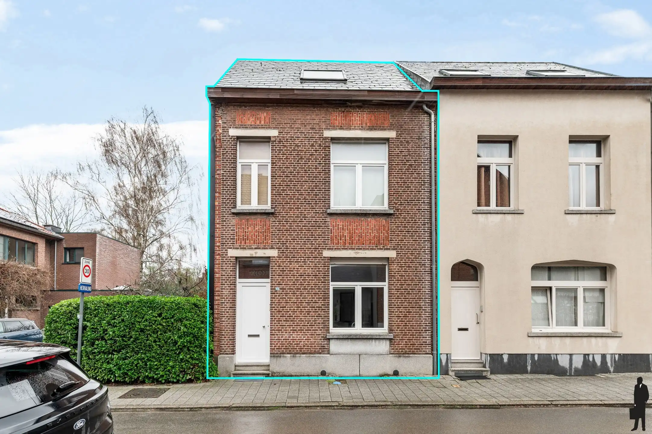 Instapklare woning met 3-4 slaapkamers & tuin in het centrum foto {{pictureIndex}}