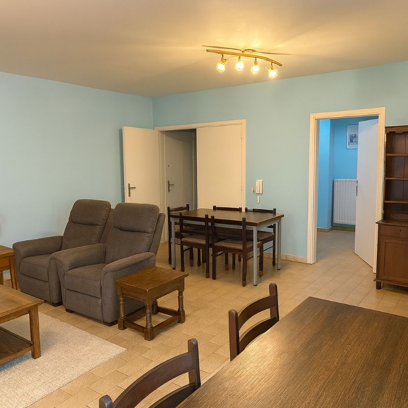 Gelijkvloers appartement met garage te huur. foto 4