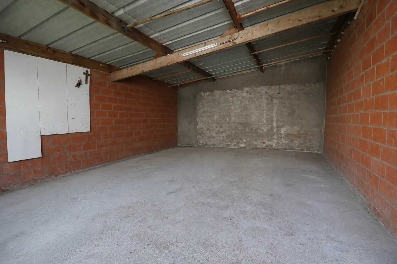 Luxueus gerenoveerd 3-slaapkamerappartement mét garage én zeer grote tuin. foto 13