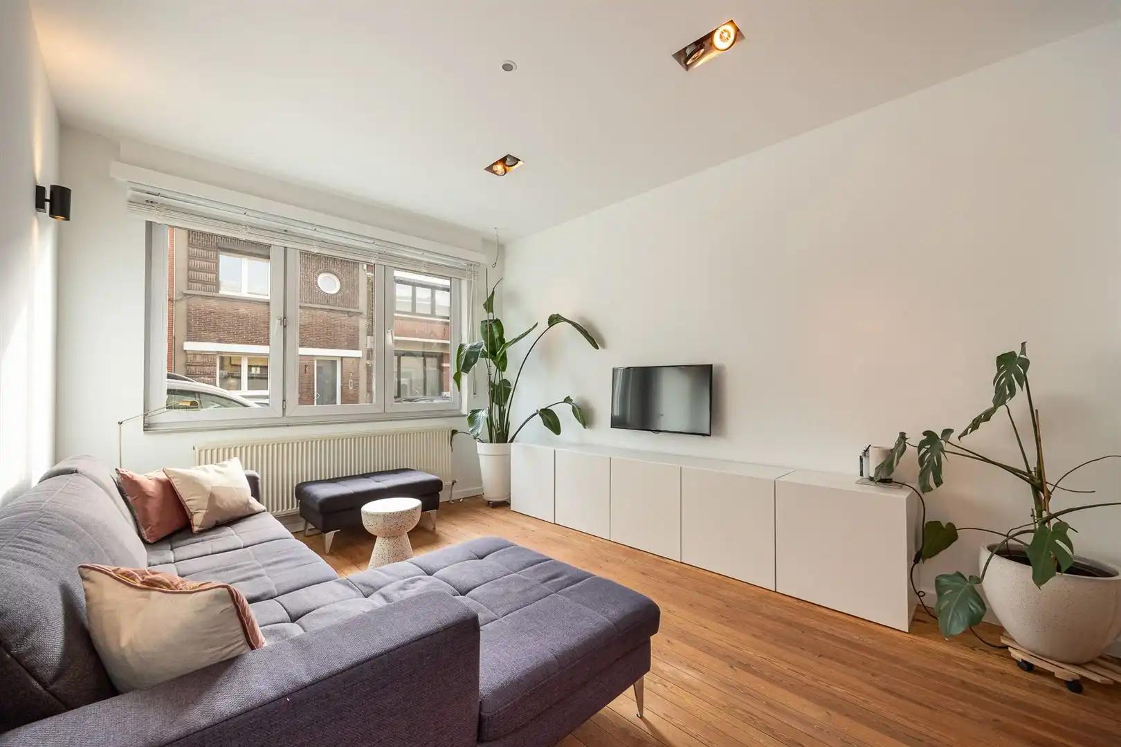 Gemeubeld appartement met tuin foto 3