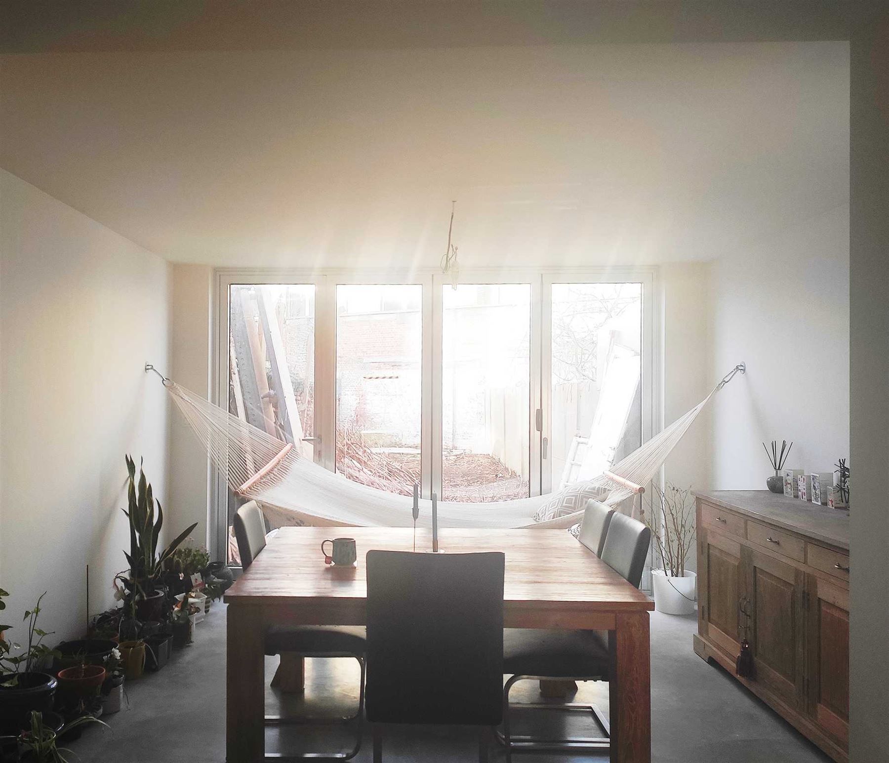 Woning met tuin en 4 slaapkamers! foto 2