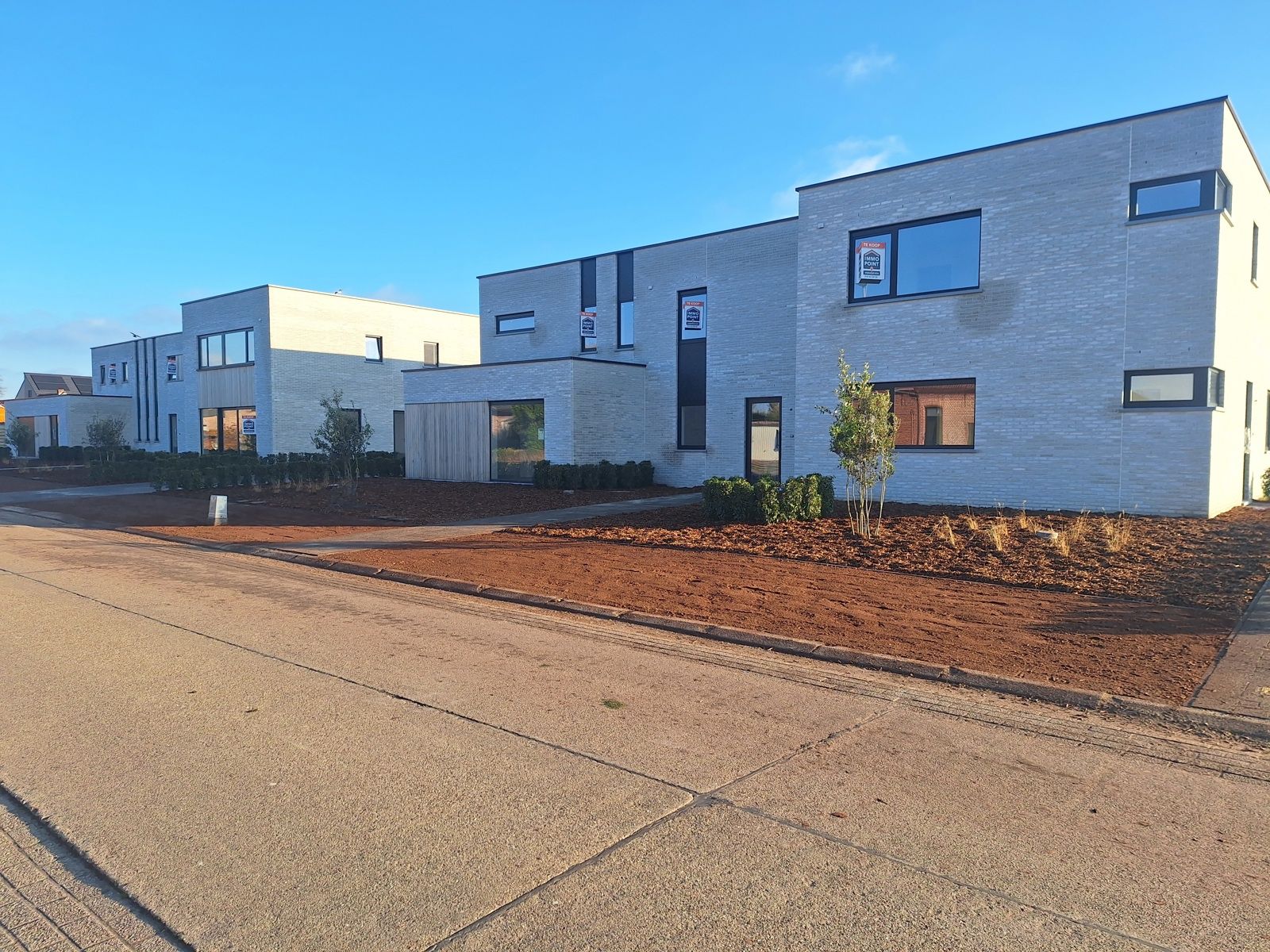 Halfopen woning met 3 slaapkamers en fietsenberging/carport op perceel van ca 540m² foto 22