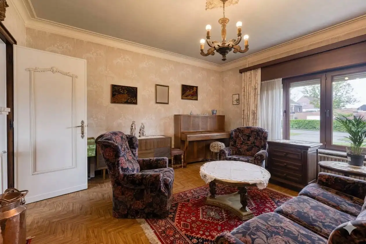 Ruime woning met 3 slaapkamers en grote tuin te koop! foto 3