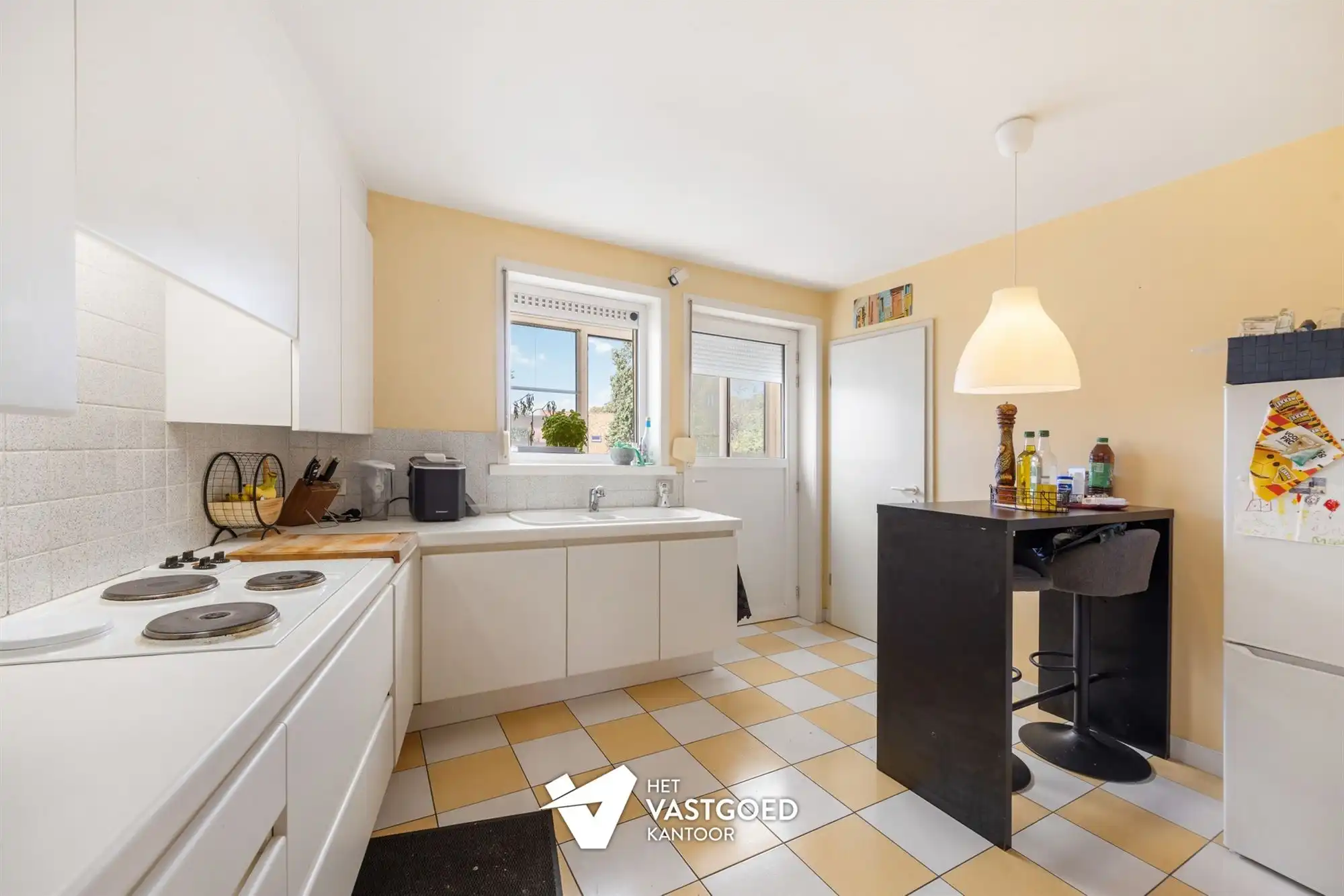CENTRAAL GELEGEN, INSTAPKLARE BEL-ÉTAGEWONING foto 13