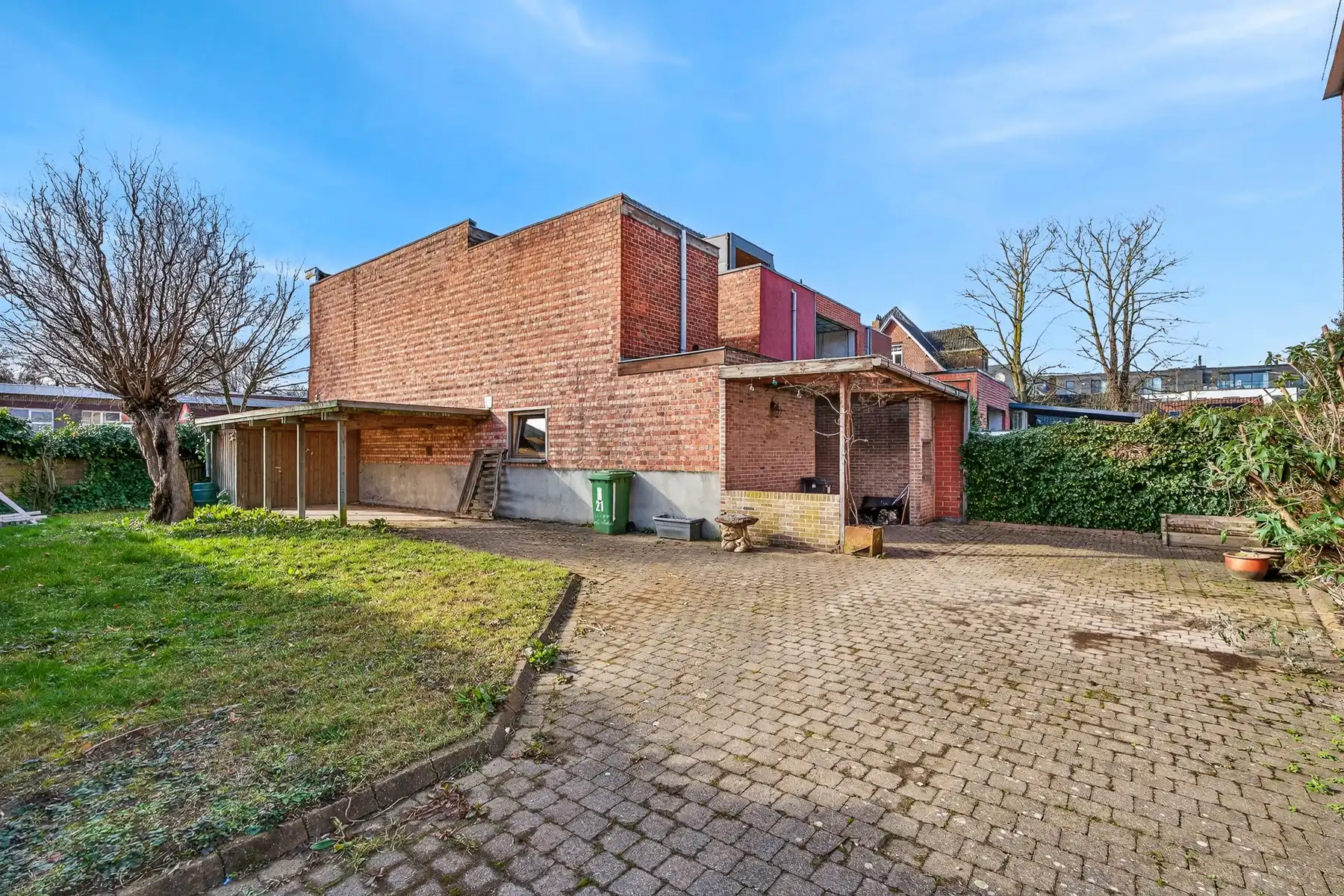 Gezinswoning op hoekperceel op topligging te Sint-Amandsberg foto 13