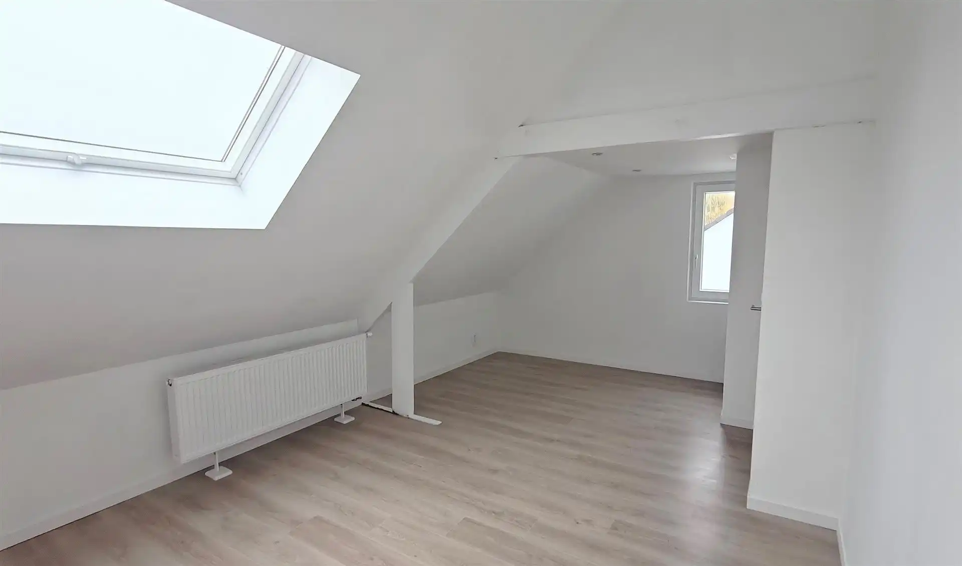 Instapklare alleenstaande woning met grote tuin in hartje Breendonk! foto 26