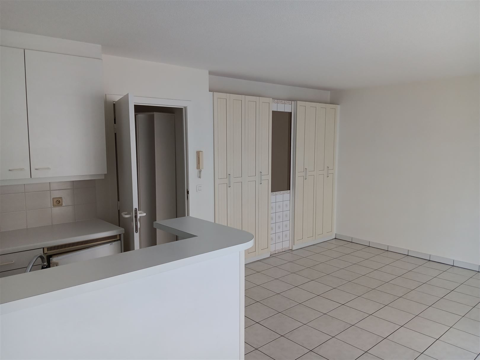 Appartement met binnen parking foto 2