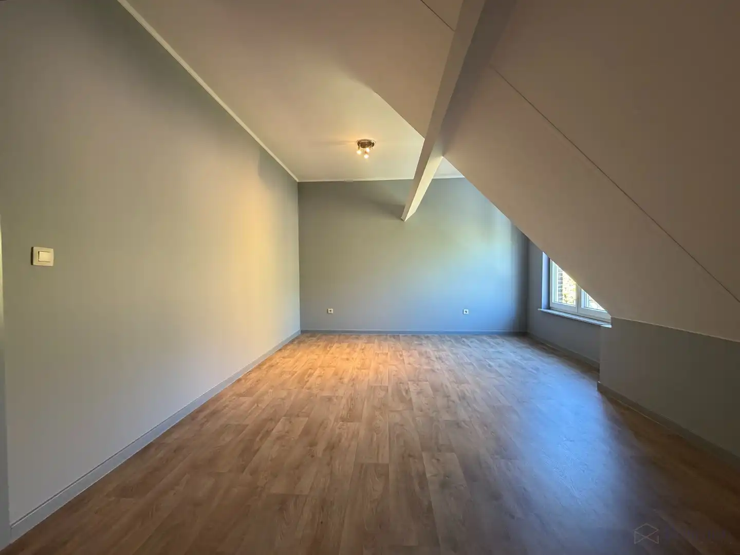 Ruim duplex appartement te huur in Tessenderlo foto 9