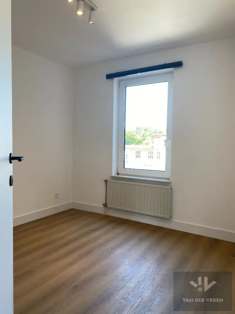 Gezellig 2-slpkappartement in centrum Hasselt foto 12
