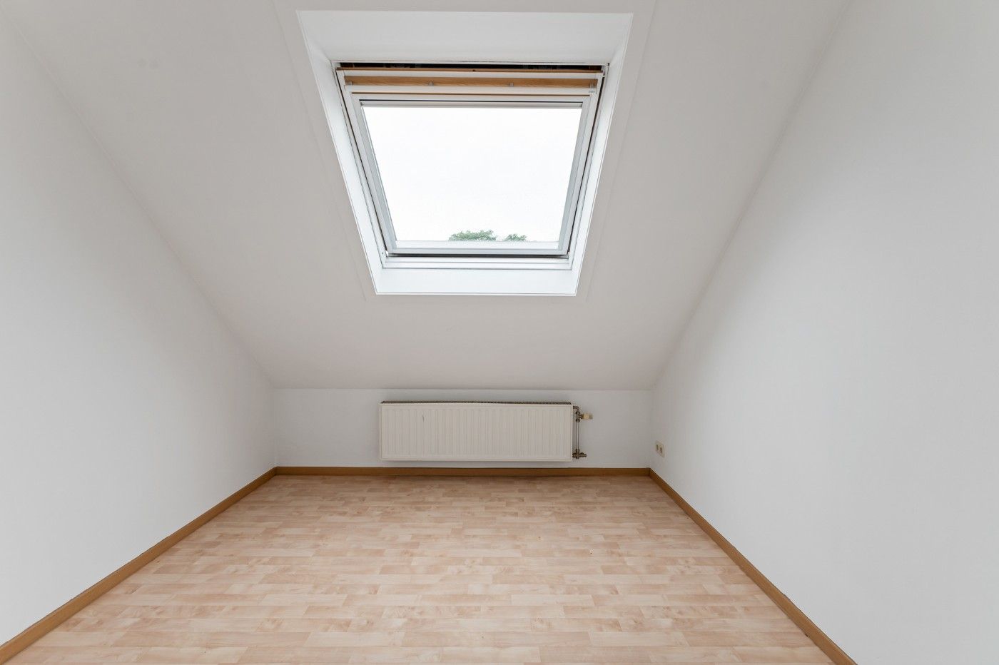 Ruime, instapklare woning met 3 à 4 slpk., inpandige garage en tuin foto 14