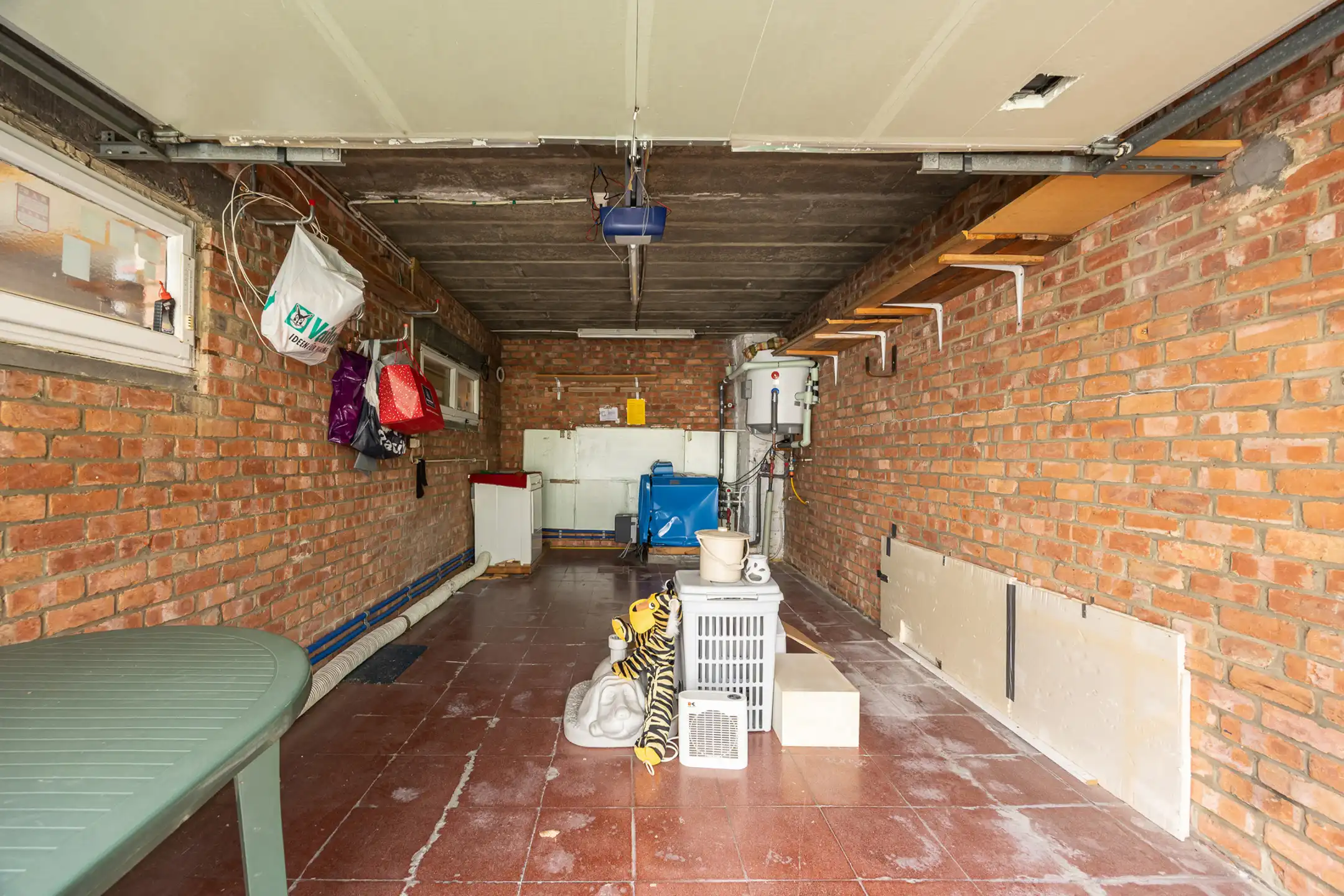  Halfopen bebouwing met tuin en garage foto 19