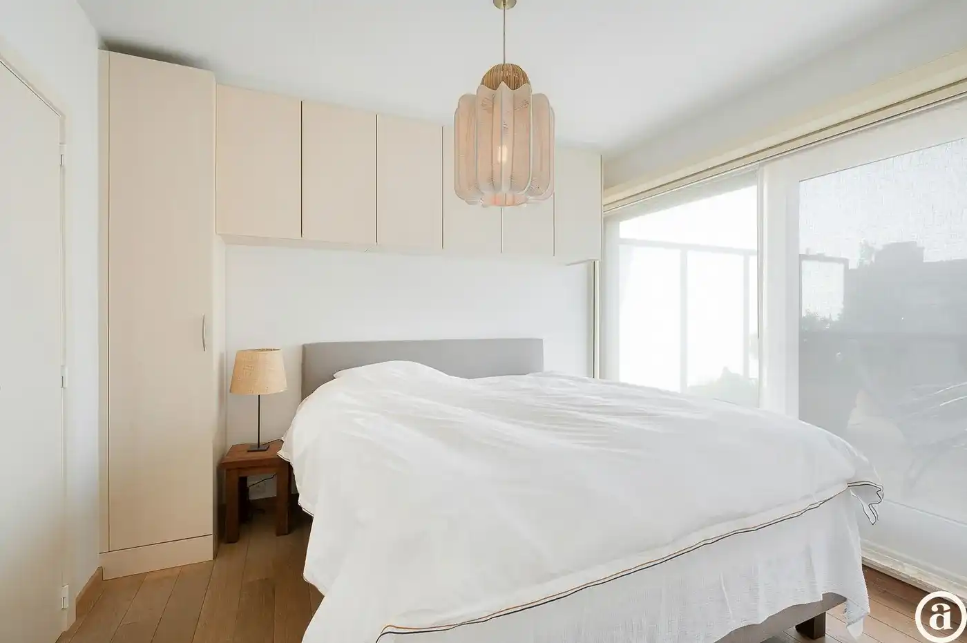 Penthouse appartement met grote zonneterrassen nabij strand. foto 15