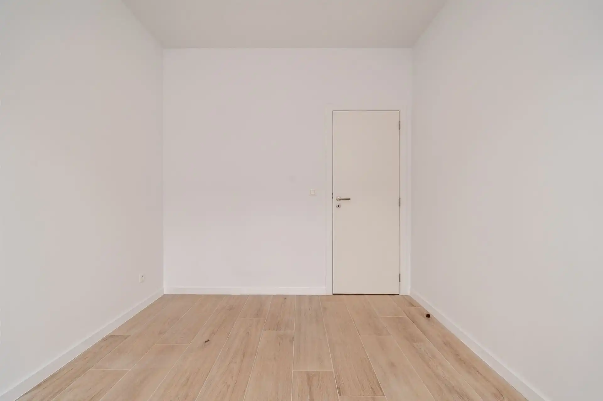 Vlakbij de Tour & Taxis site, prachtig nieuw duplex met 2 slaapkamers en terrassen ! foto 15