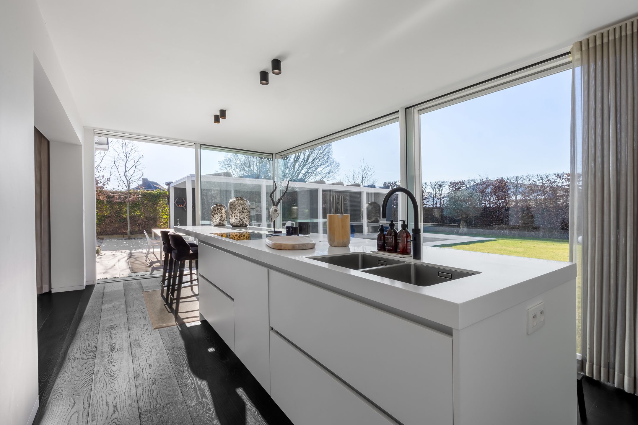 LUXE GERENOVEERDE VILLA, 4 slpk, 3 bdks, zwembad + poolhouse foto 15