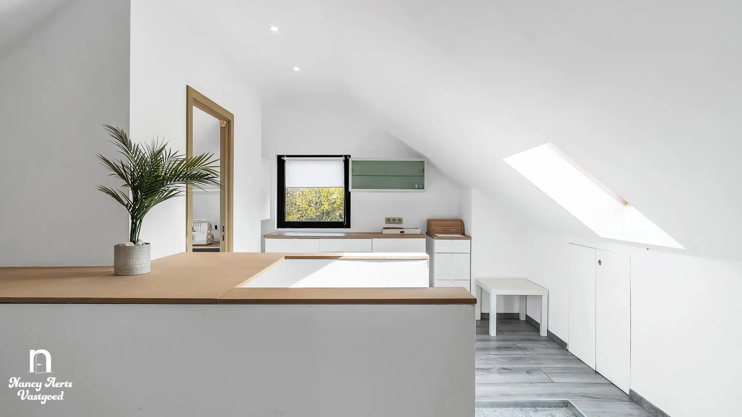 Karaktervolle duplex met loftgevoel en tuin in Zonhoven foto 23