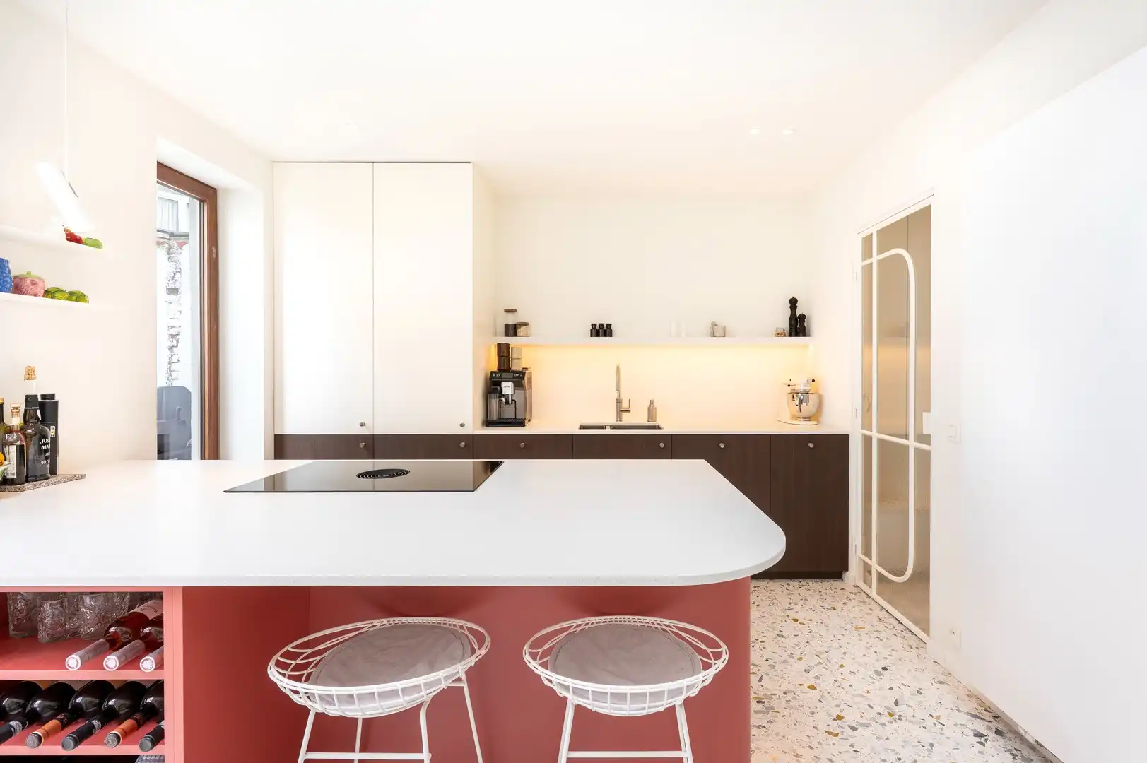 Gerenoveerde woning met 4 slpk en tuin foto 4