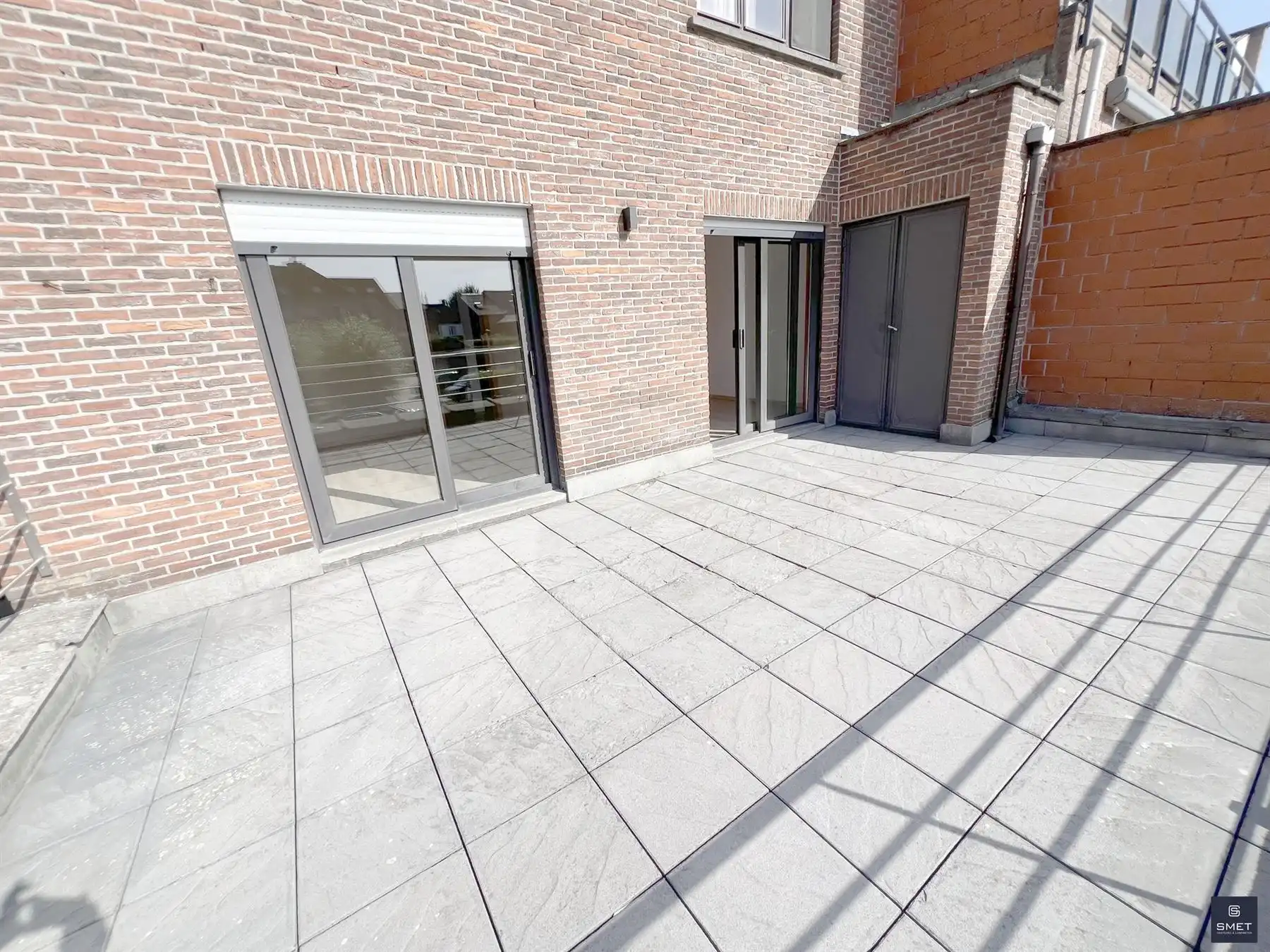 APPART. MET 2 SLPKS EN MEGAGROOT TERRAS IN CENTRUM foto 26