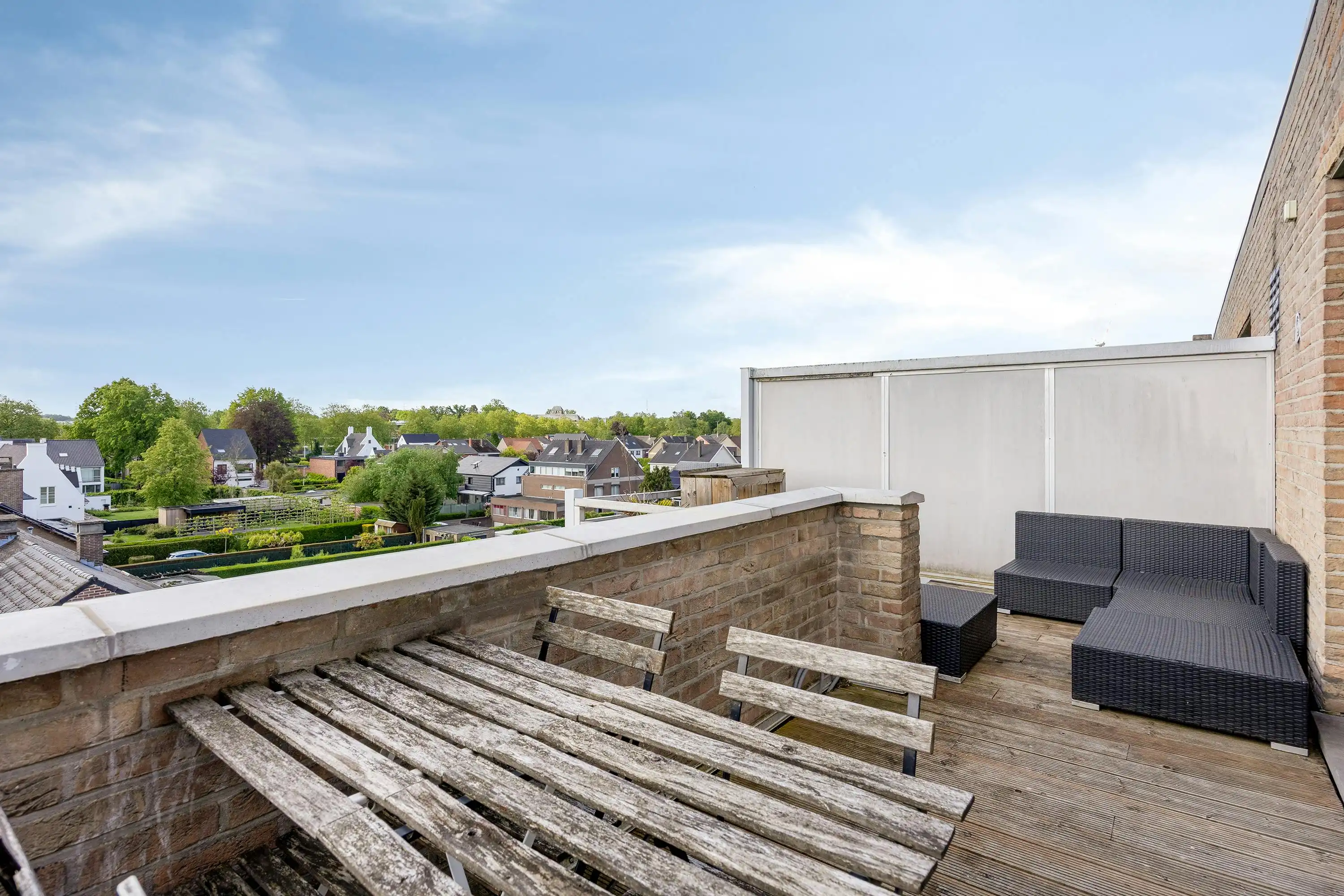 Gerenoveerd 1-slaapkamerappartement met ruim terras in centrum Hasselt foto 11