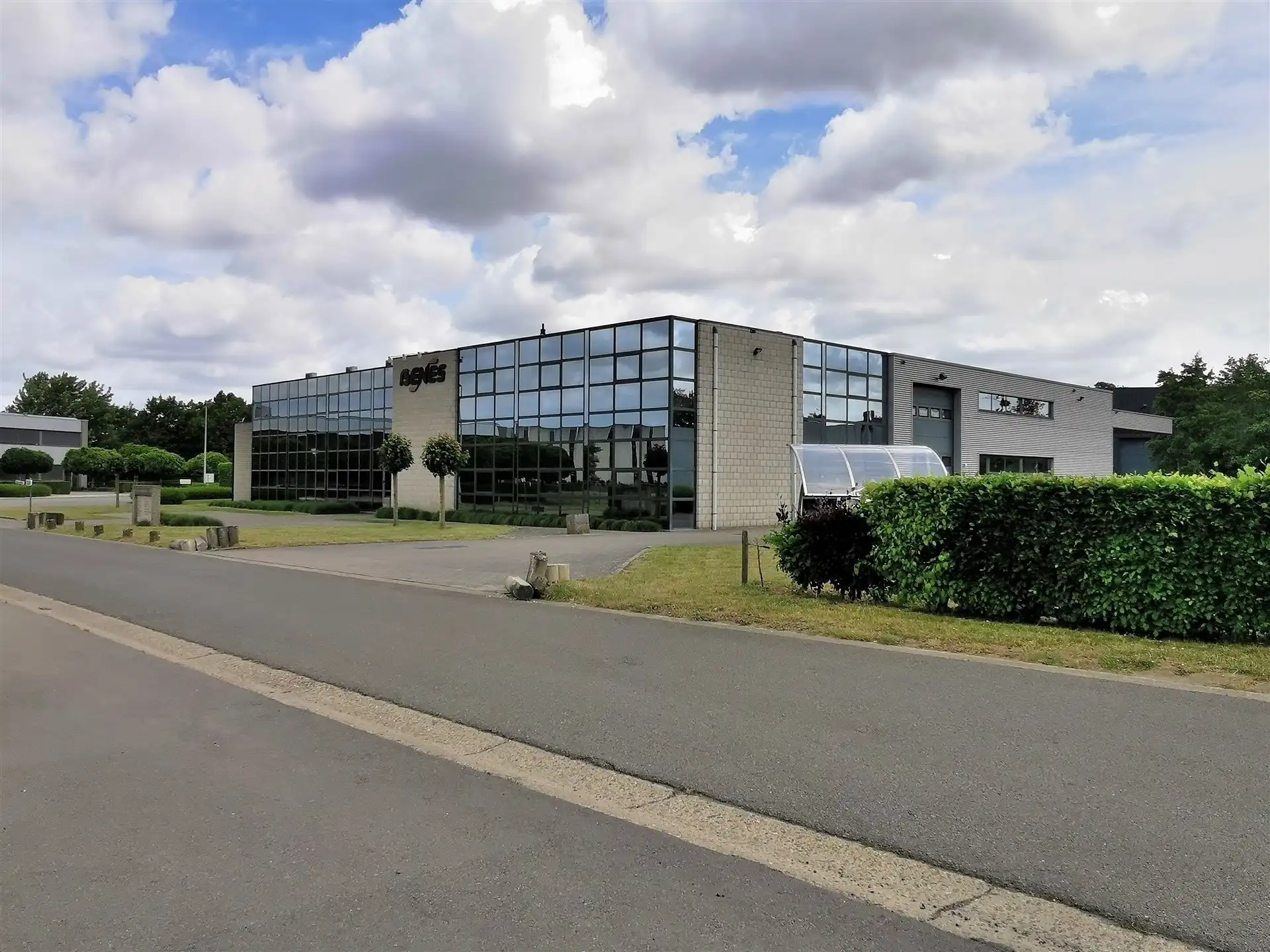 Opbrengsteigendom bestaande uit verhuurde kantoren en opslag foto 14