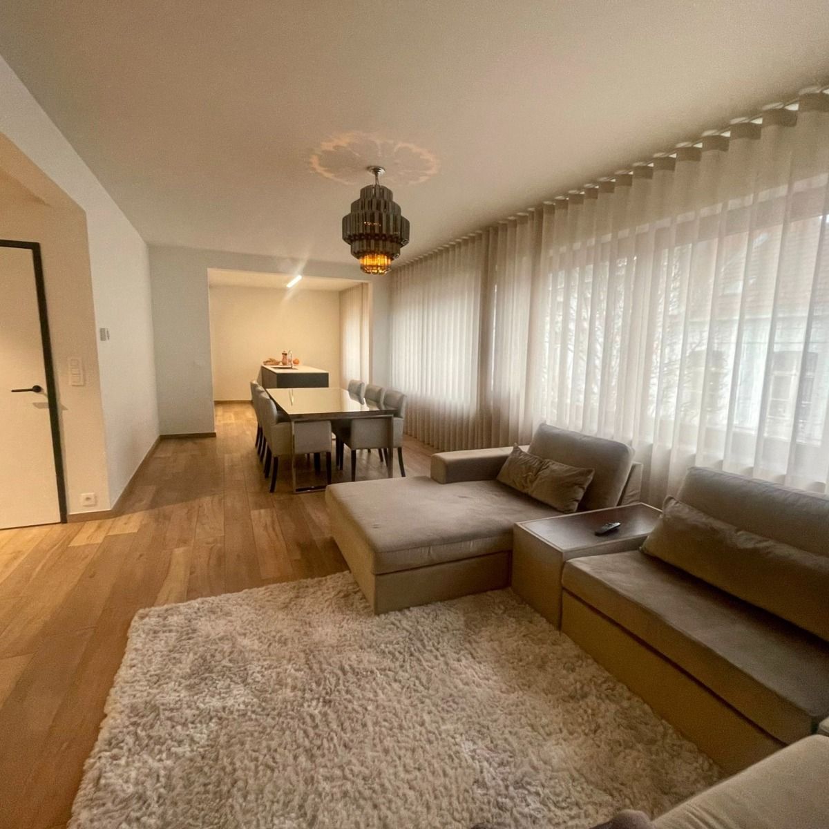 Luxe appartement (206m2) met 4 slaapkamers foto 6