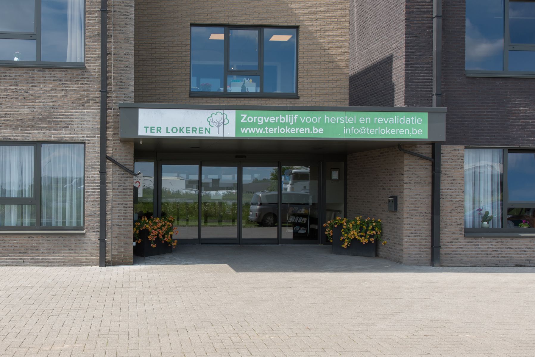 Serviceflat te koop foto {{pictureIndex}}
