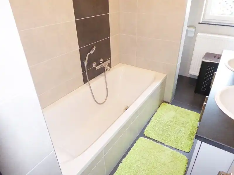Appartement met 2 slaapkamers te Overpelt centrum foto 6