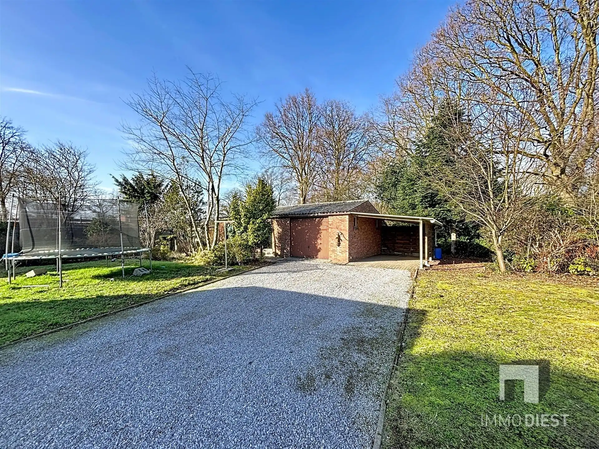 Charmante woning op 15,85are op uitstekende locatie foto 7