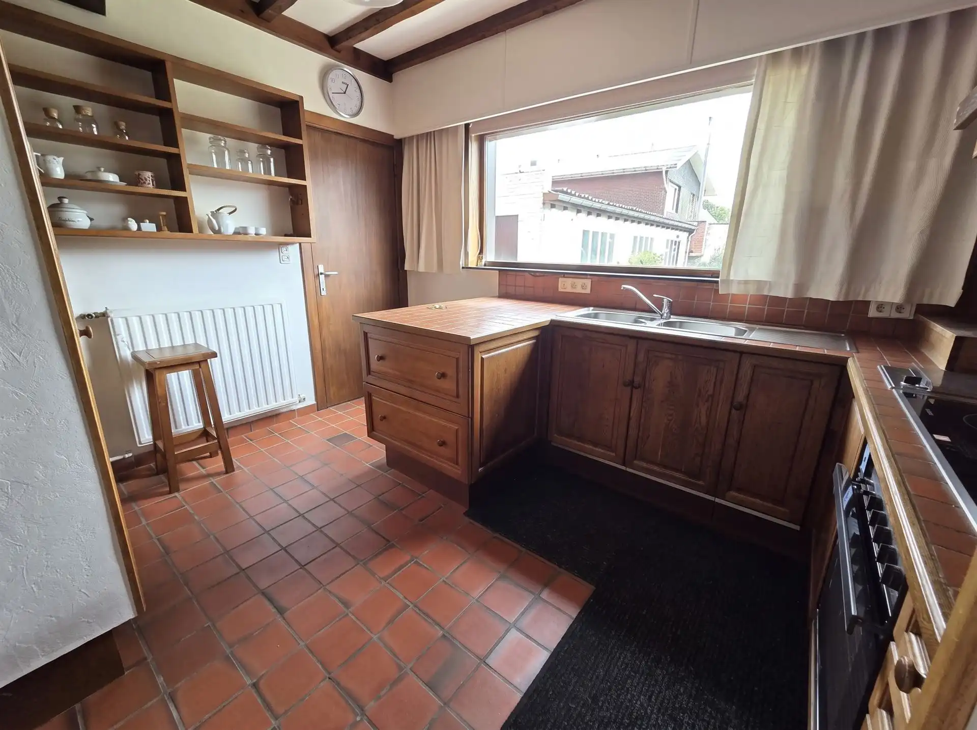 Instapklare, zeer goed onderhouden woning met 3 slks, in rustige straat foto 5