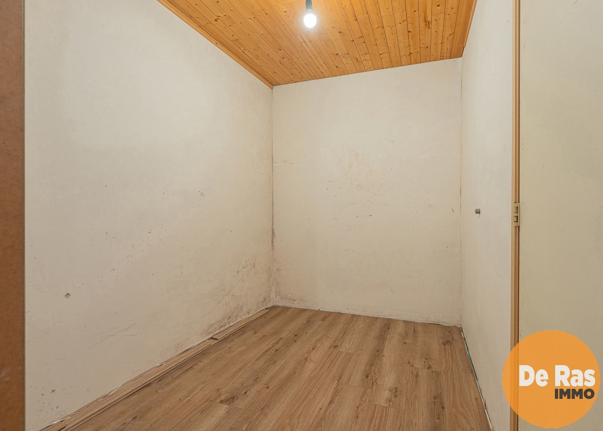 ZOTTEGEM - Instapklare, gerenoveerde woning in Zottegem! foto 17
