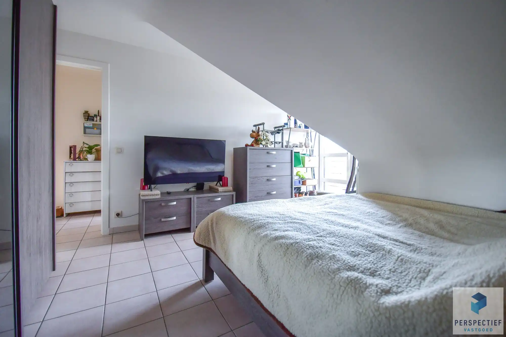 Goed gelegen appartement met 2 slpk - 2 terrassen & autostaanplaats foto 16