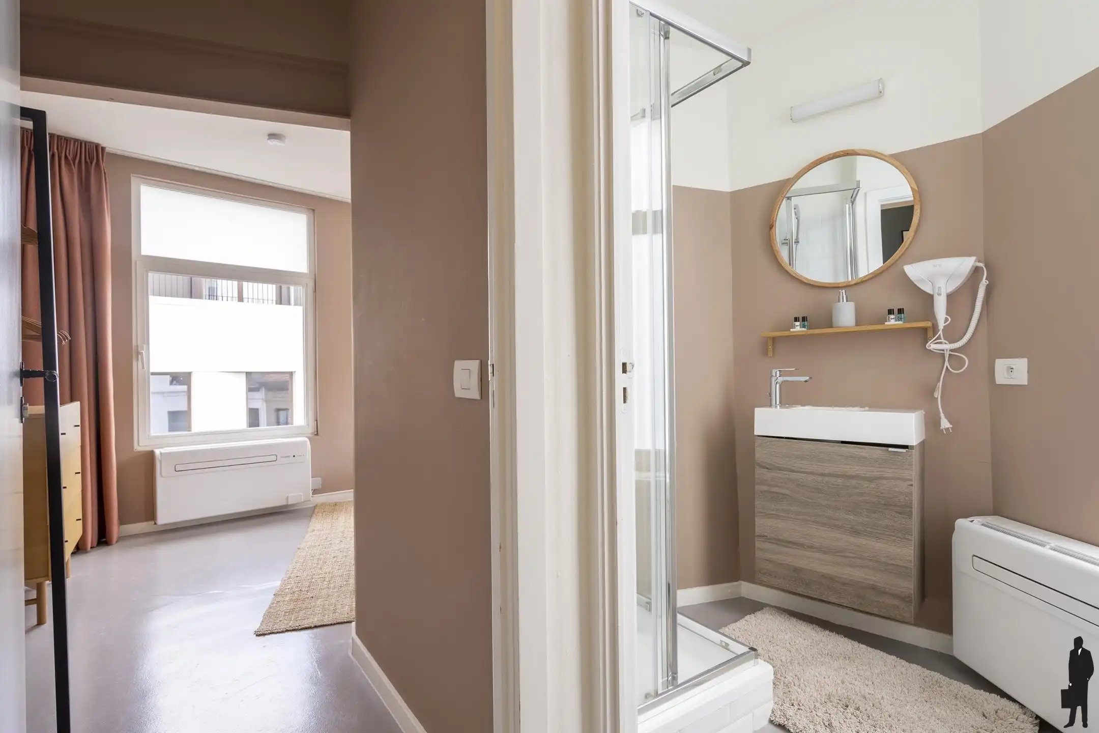 Iconisch hoekpand met drie vergunde duplexen aan het Mechelseplein foto 11