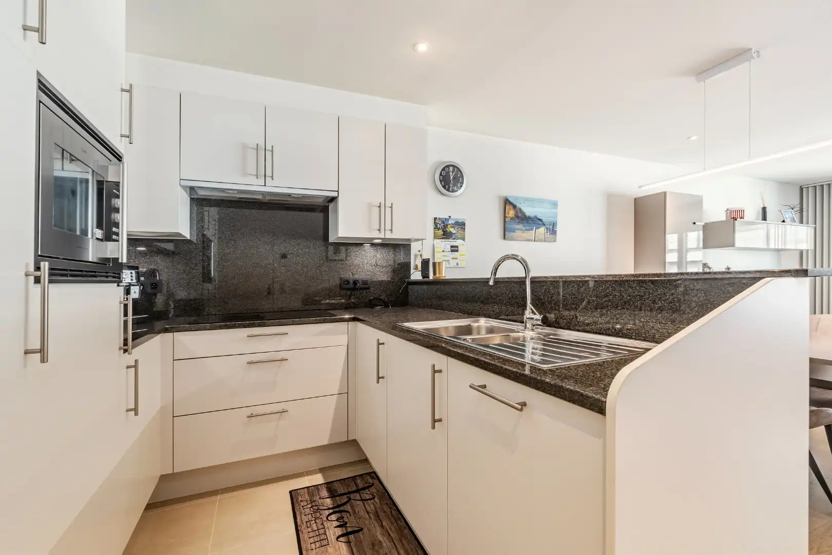 Instapklaar appartement met 2 slaapkamers in centrum Oostende – Residentie Céline foto 10