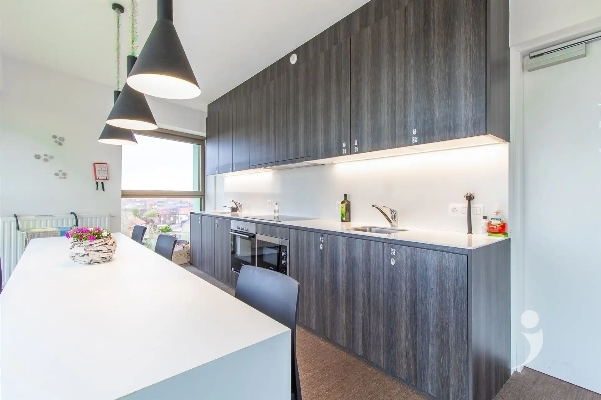 Luxueuze studentenkamer met eigen sanitair foto 9