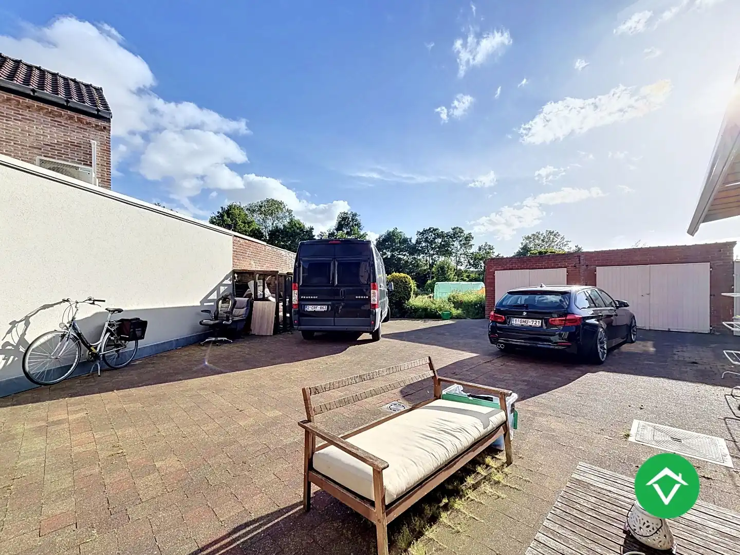 Woning met 3 slaapkamers en 2 garages te Eernegem foto 20