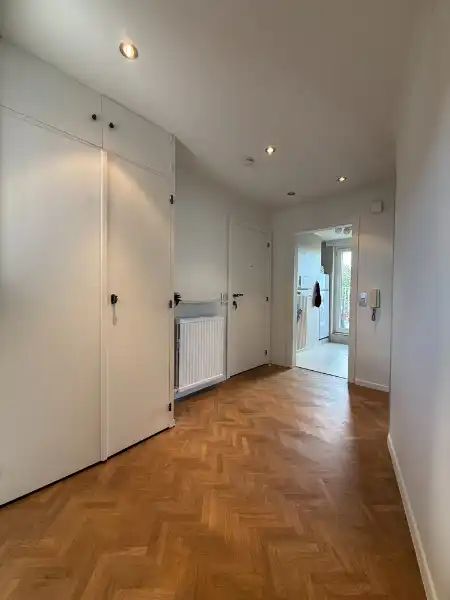 Lichtrijk dakappartement met ruim dakterras tussen Sint-Pietersstation en UZ Gent foto 11