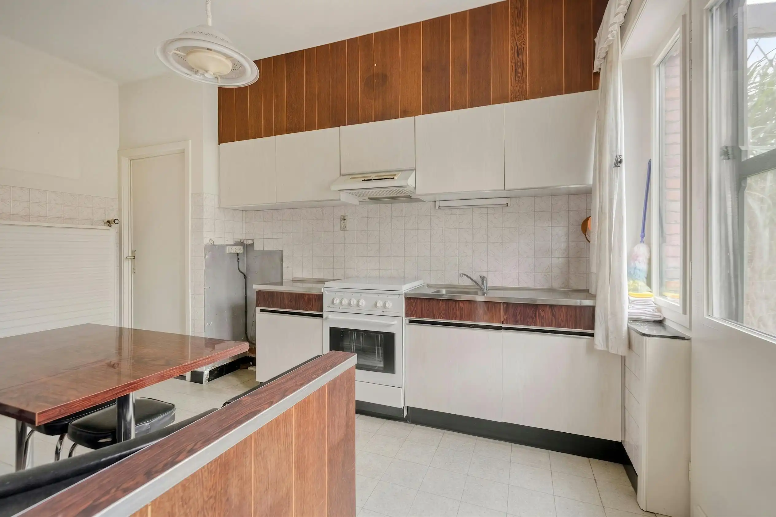 Huis met 4 slaapkamers en garage te koop in Alken centrum foto 7