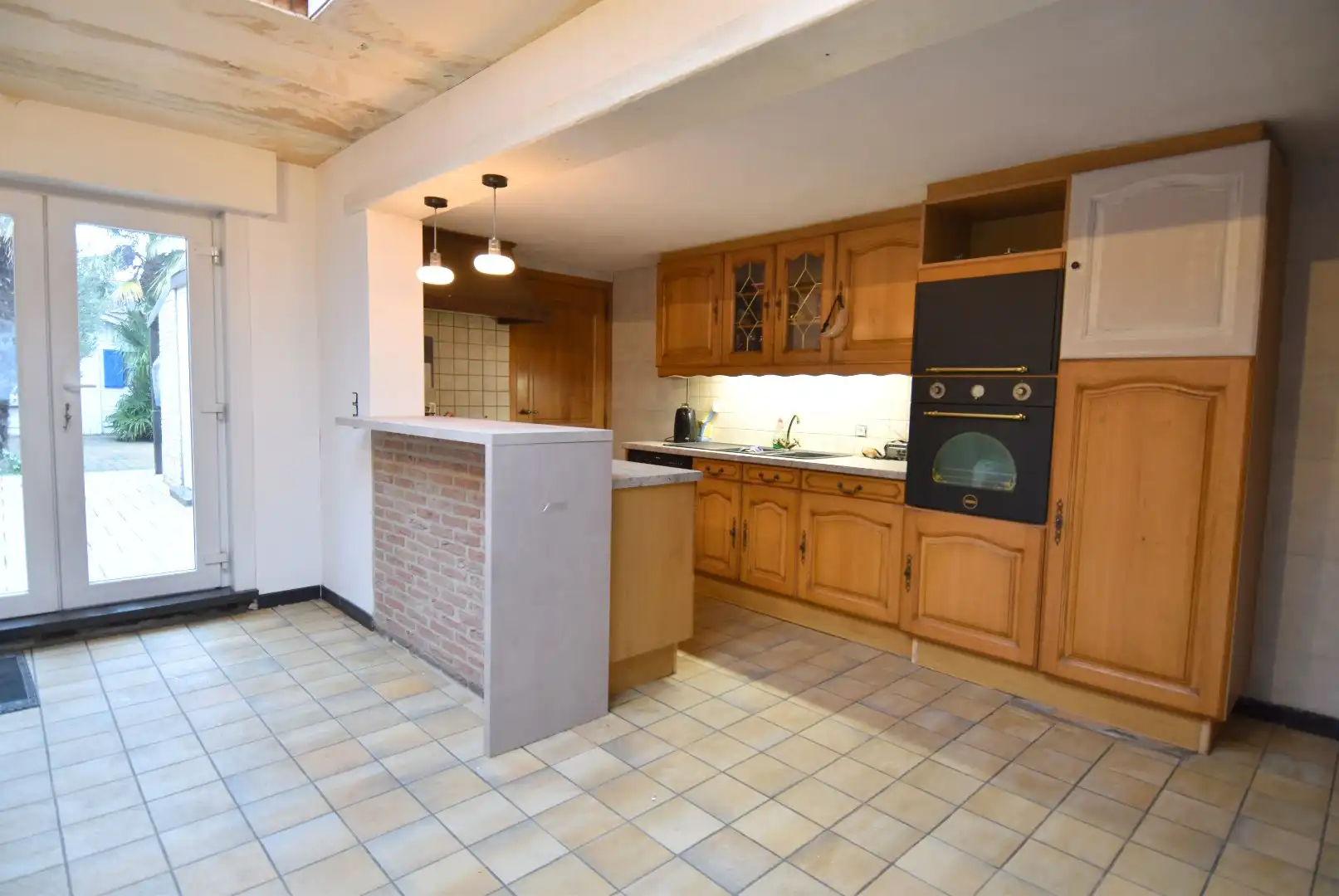 Ruime woning met tuin, garage en 3 slaapkamers te Lauwe  foto 4