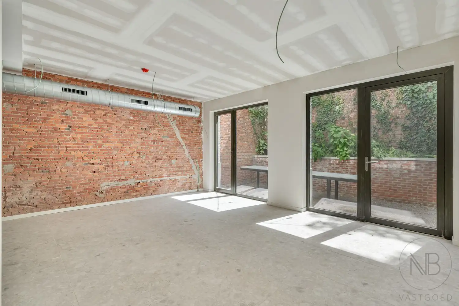 Commercieel pand te huur in hartje Hasselt foto 12