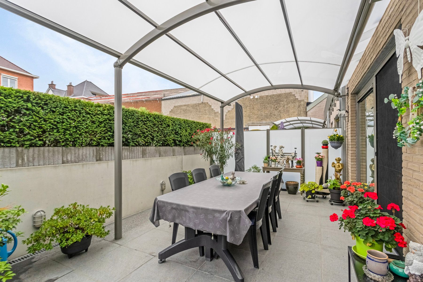 Rustig gelegen gelijkvloersappartement met ruim terras. foto 8