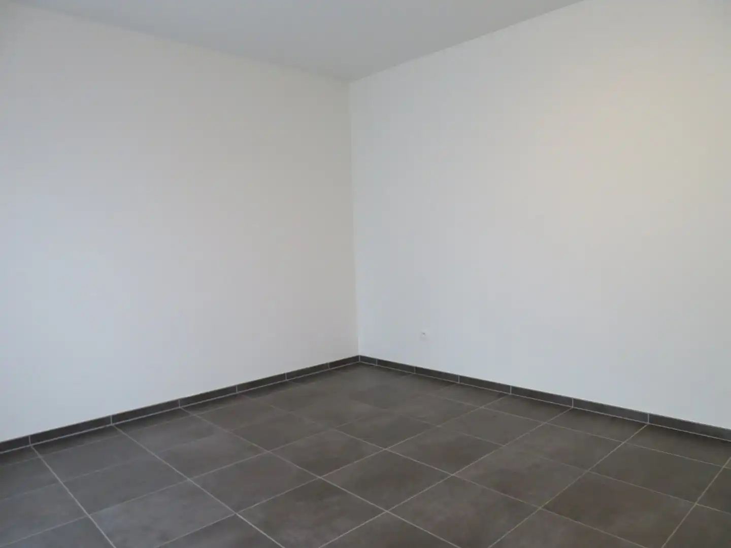 Recent appartement landelijk gelegen op de 1ste en 2de verdieping te Dilsen-Stokkem!  foto 9