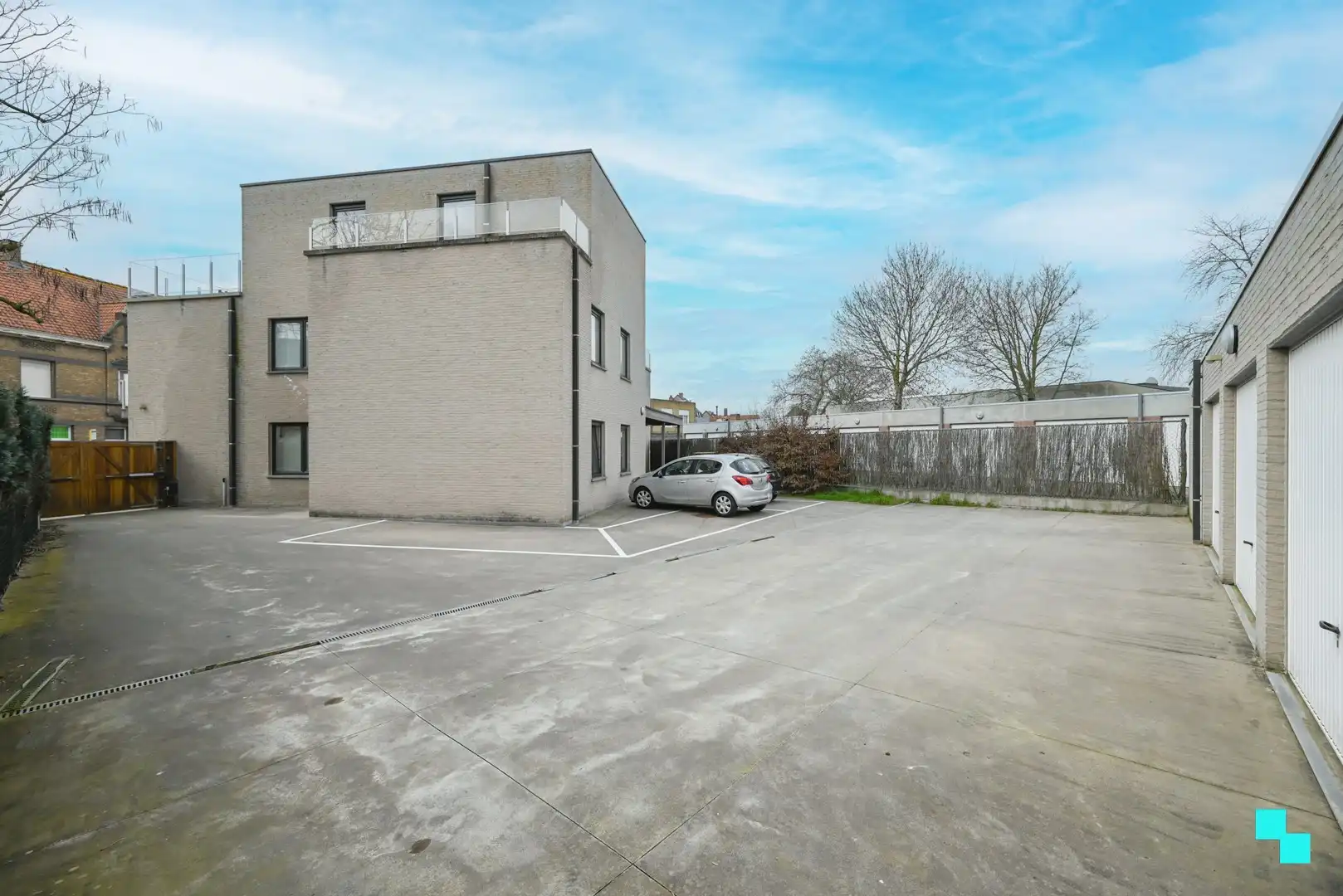 Instapklaar nieuwbouwappartement met tuin te Emelgem foto 25
