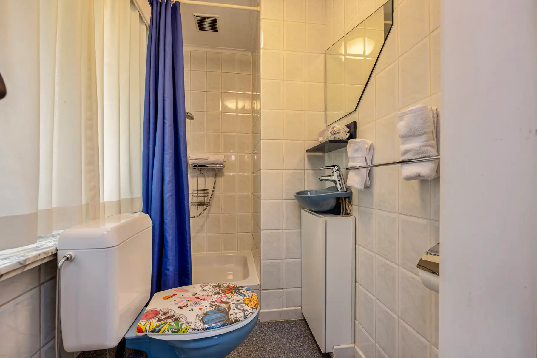 WONING MET 9 KAMERS en 9 BADKAMERS foto 36