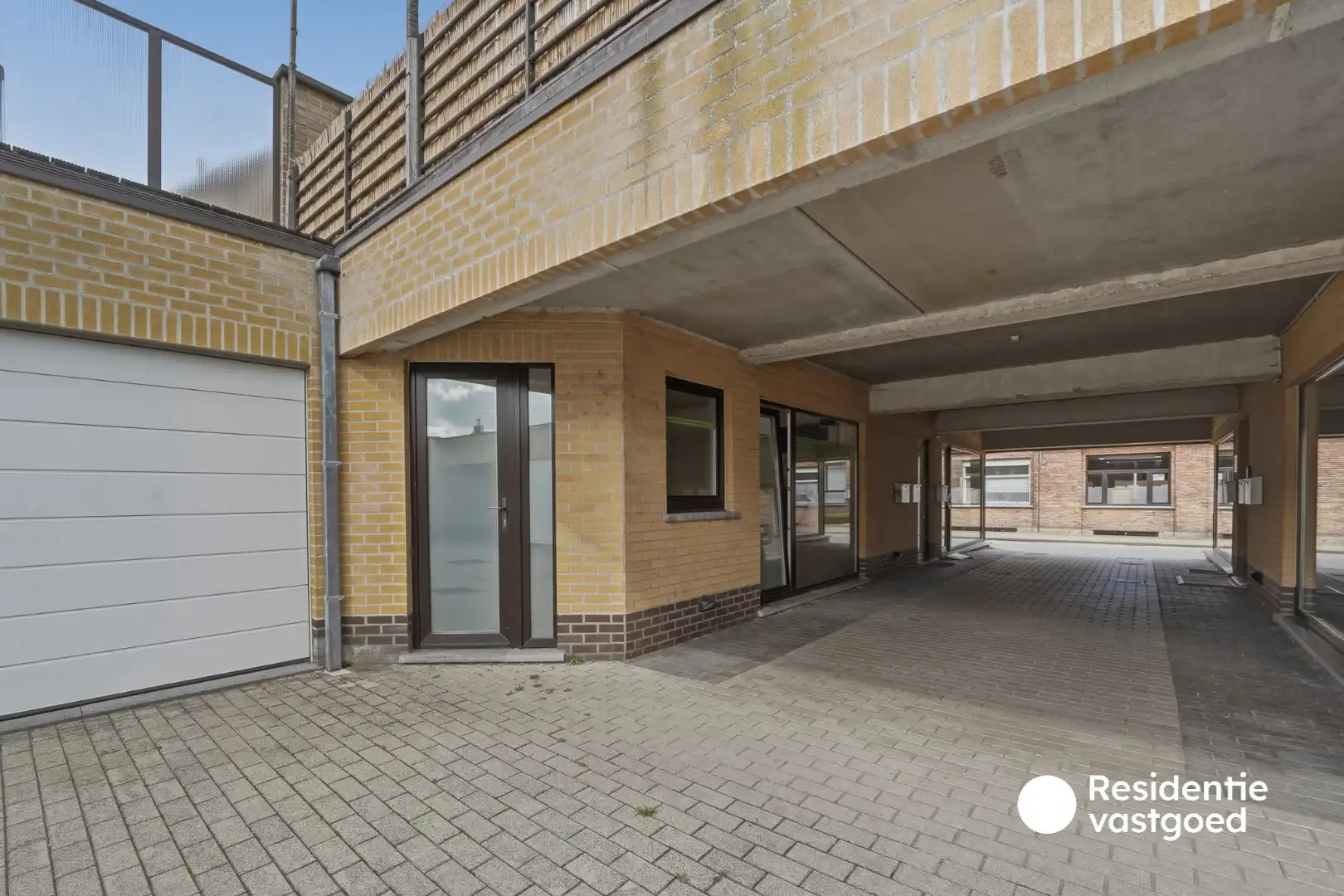 Handelszaak met commerciële mogelijkheden in Ettelgem foto 14