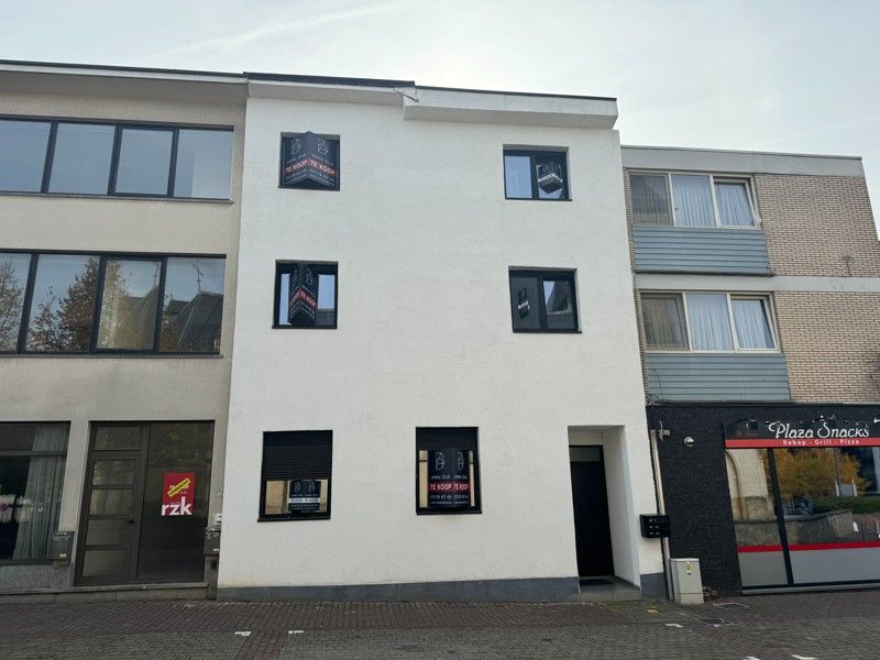 Appartement met 2 slaapkamers en zuid gericht   terras. foto 2